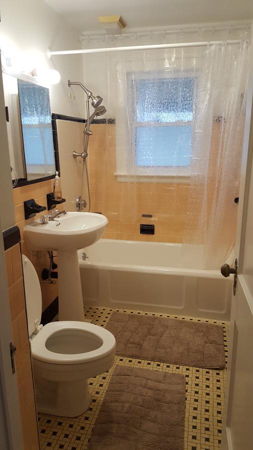 Double Room with Shared Bathroom,635017704:JPEG