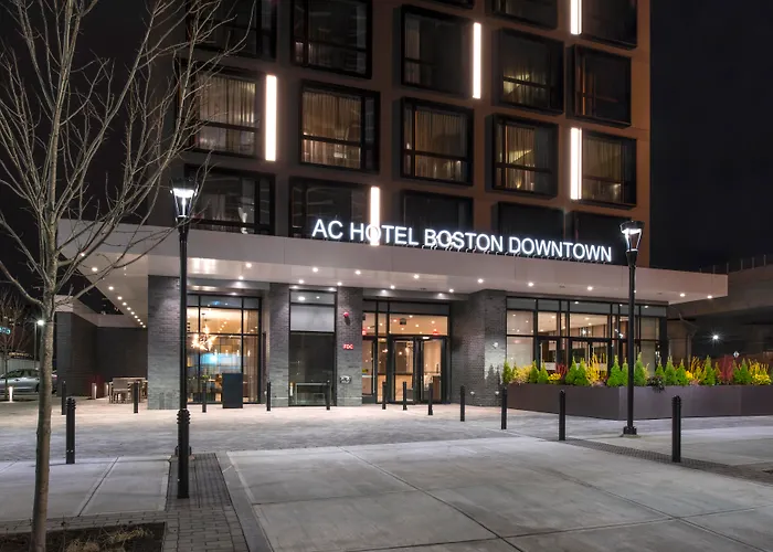 Pet Friendly hotel: Ac Hotel By Marriott Boston Downtown