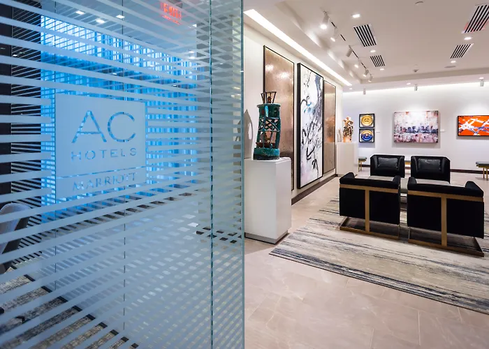 Pet Friendly hotel: Ac Hotel By Marriott Boston Downtown